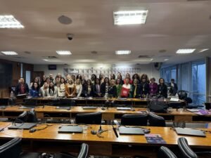 6b5c4ffb-1702-48e9-b70e-ca806d20509f